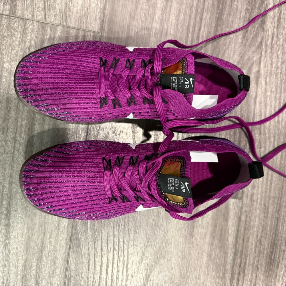 Nike Fuchsia Purple FlyKnit VaporMax Sneakers W8 - Picture 2 of 7